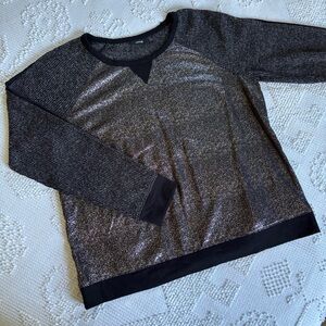 Apt.‎ 9 women’s size XL black and gray woven and knit sweater with shiny front